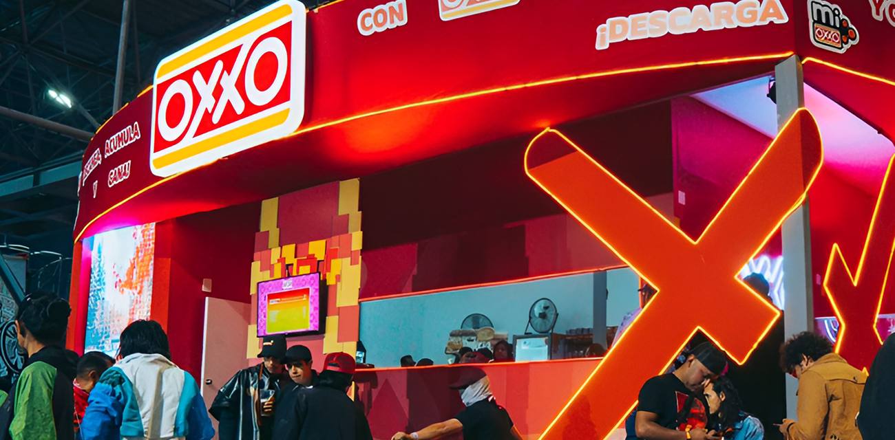 Stand de OXXO producido para un festival