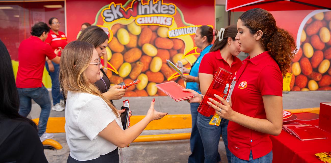 Activación de Skwinkles con promotoras